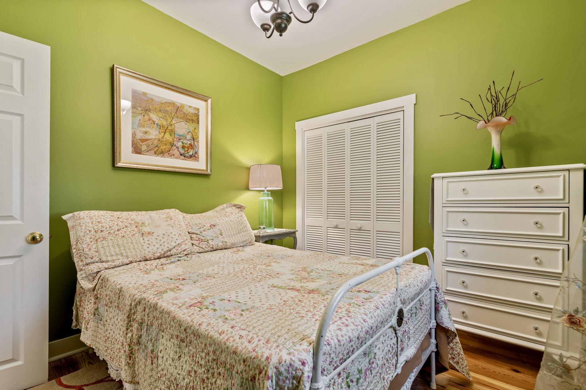 85 Crediford Road