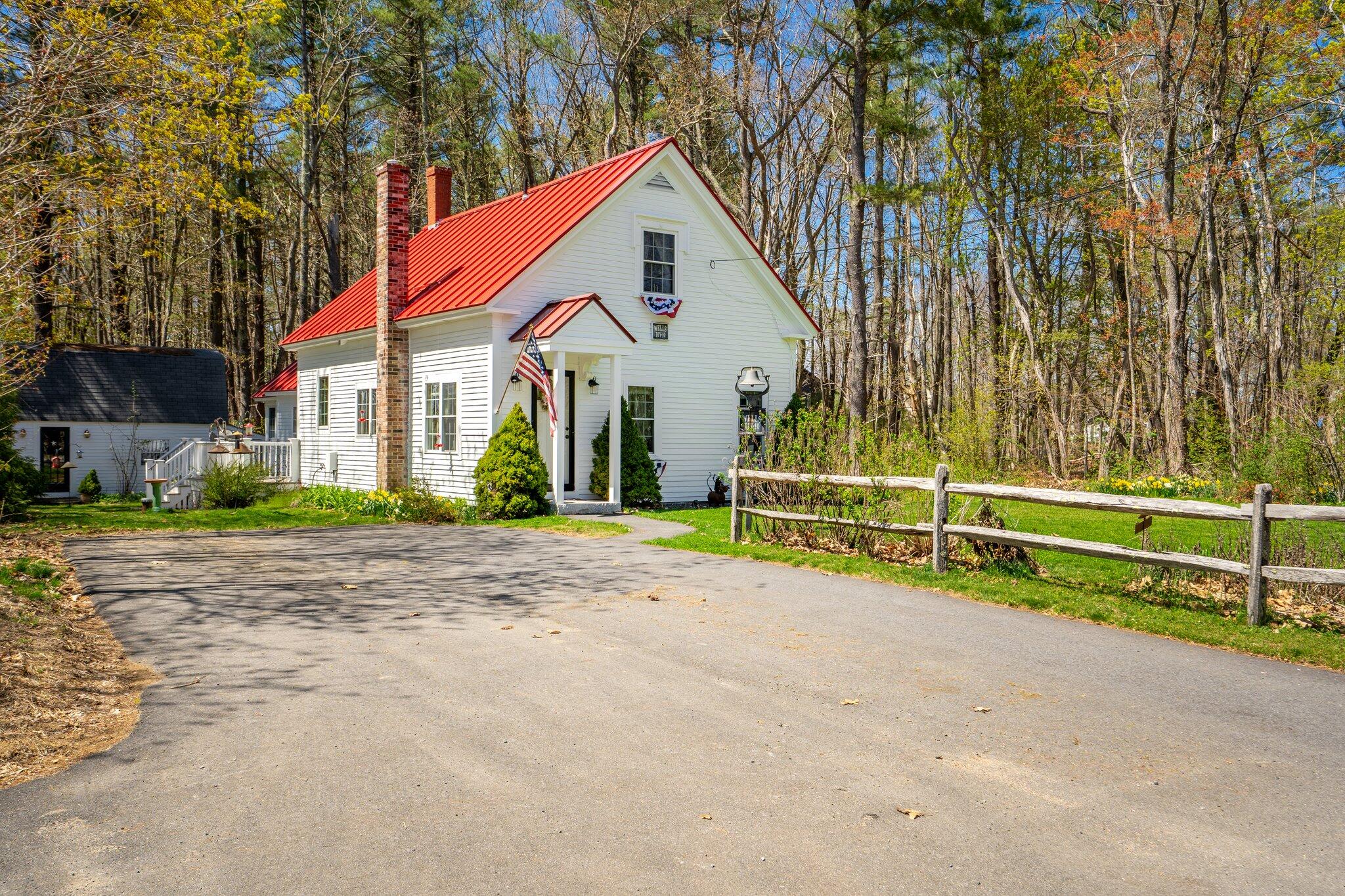 85 Crediford Road