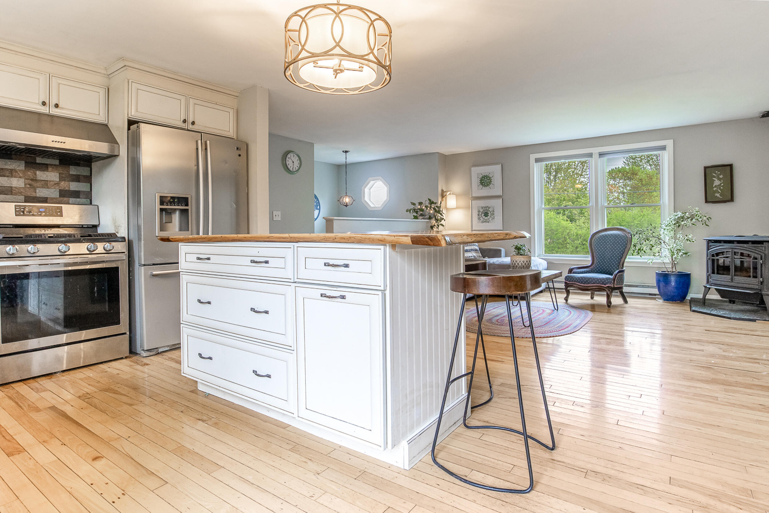 6 Buttonwood Road