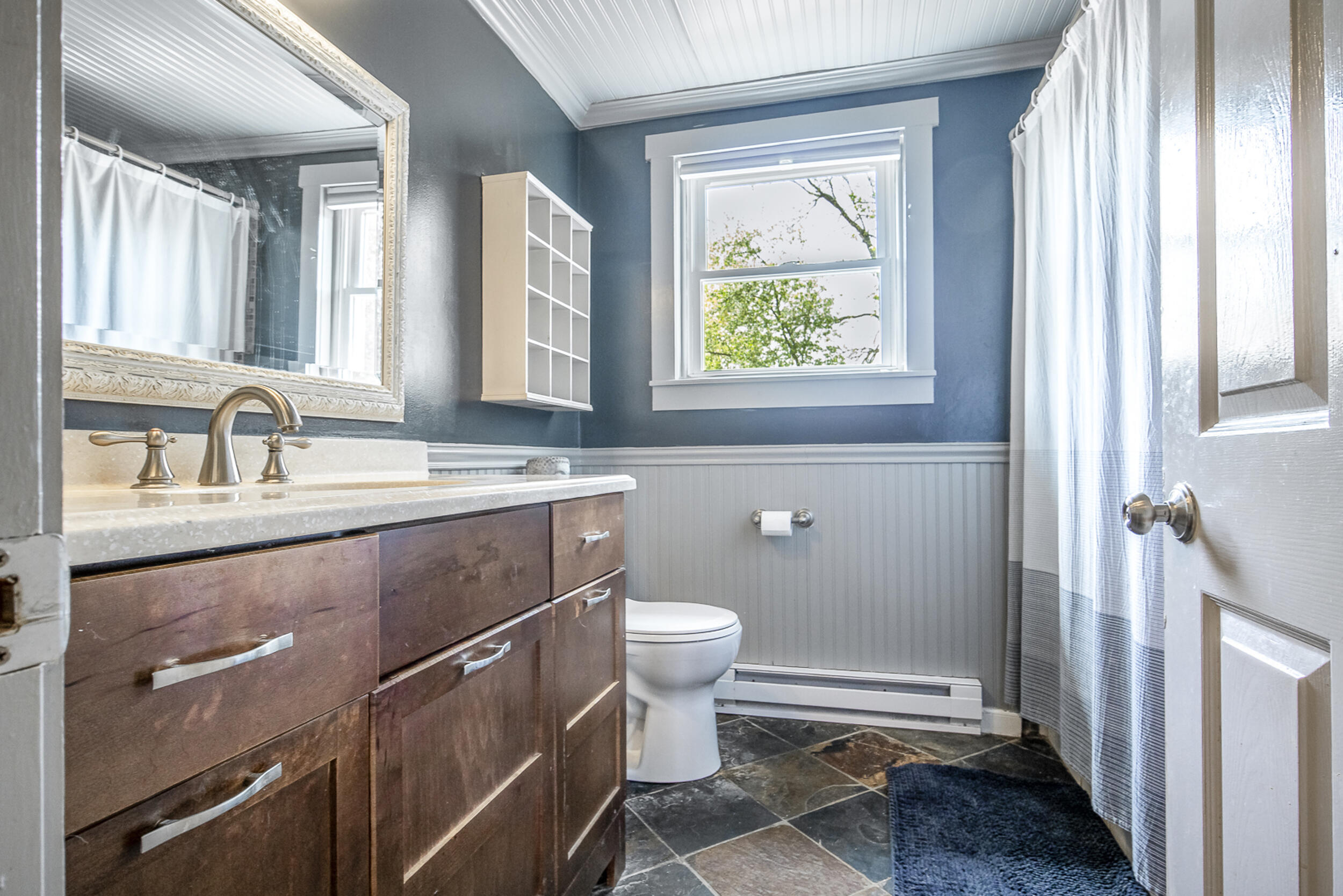 6 Buttonwood Road