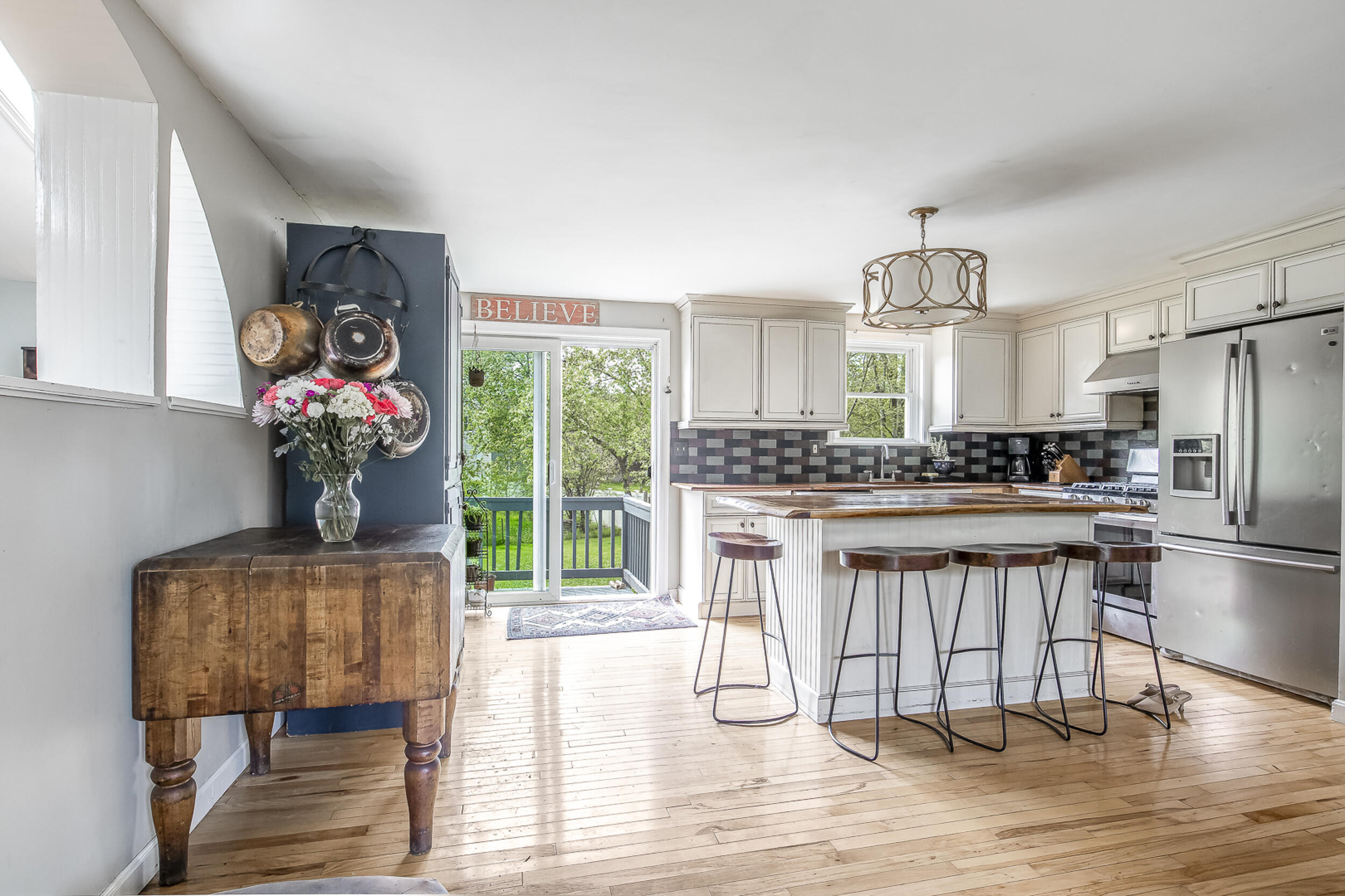 6 Buttonwood Road
