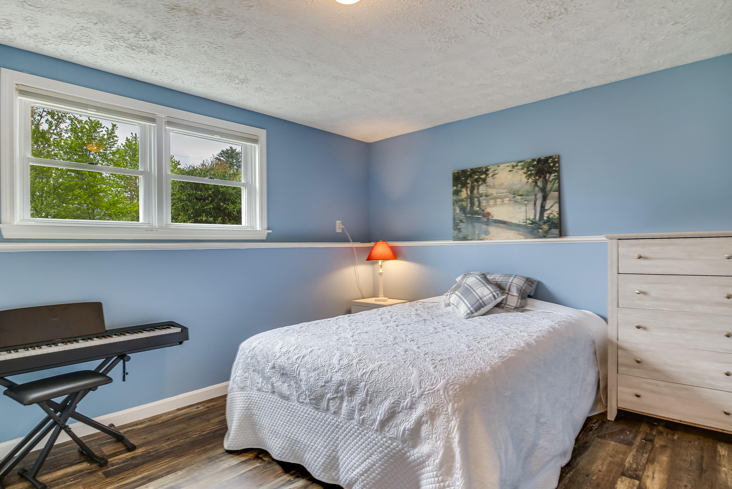 6 Buttonwood Road