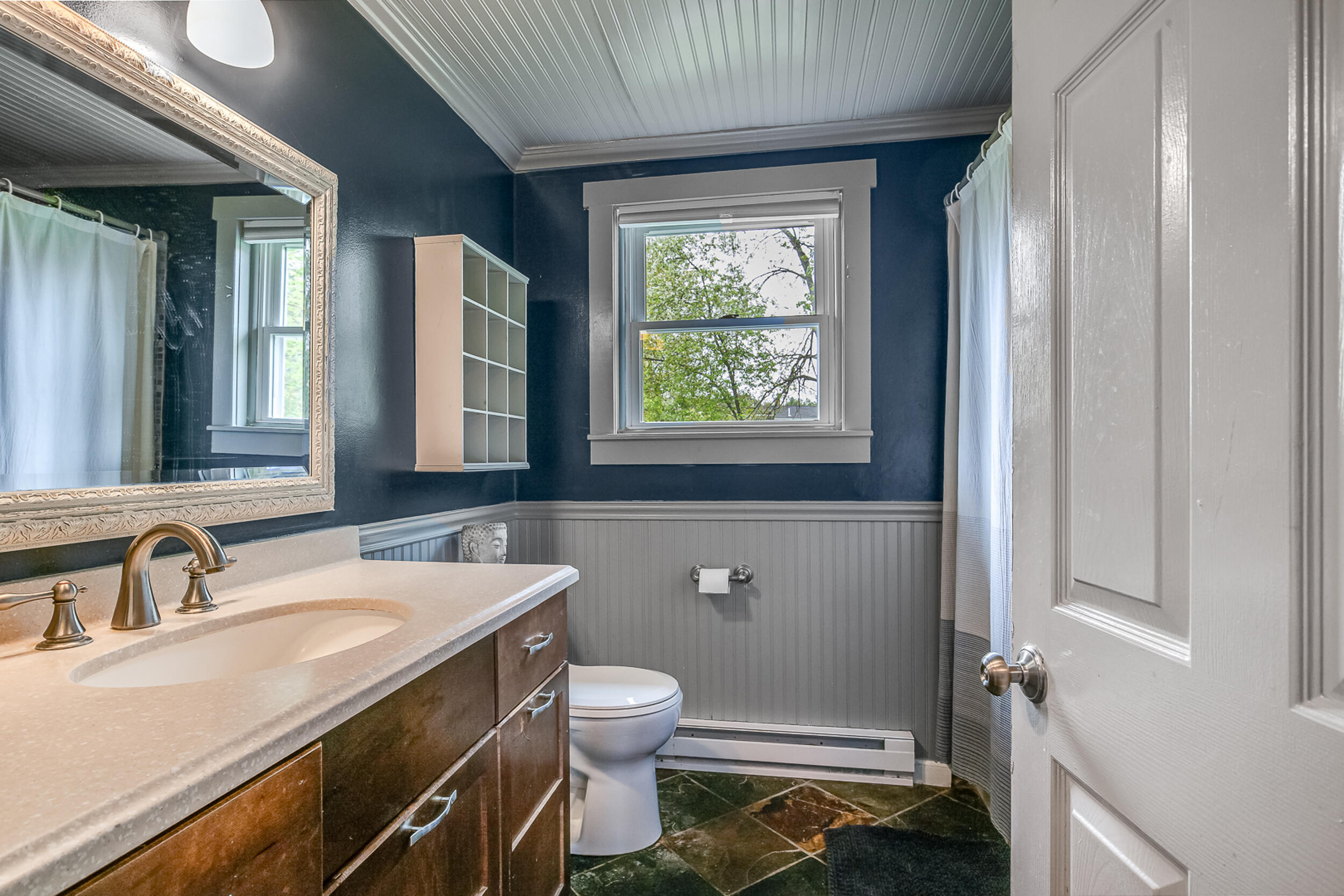 6 Buttonwood Road