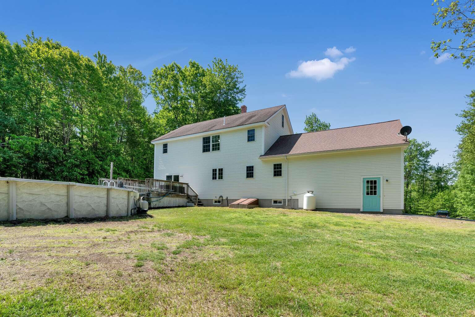 1505 Foxes Ridge Road