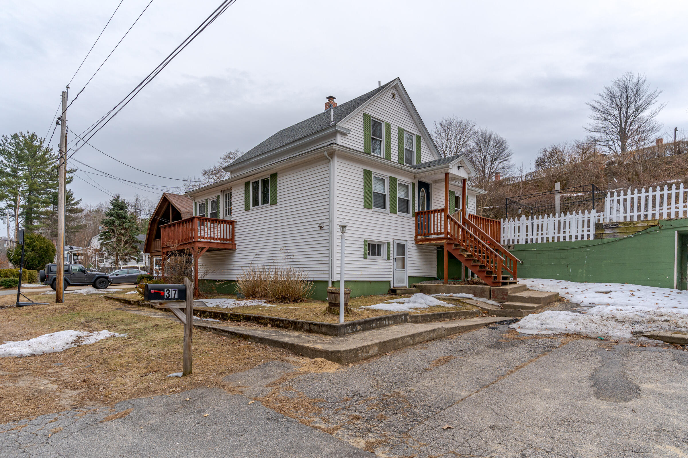 37 Glen Street