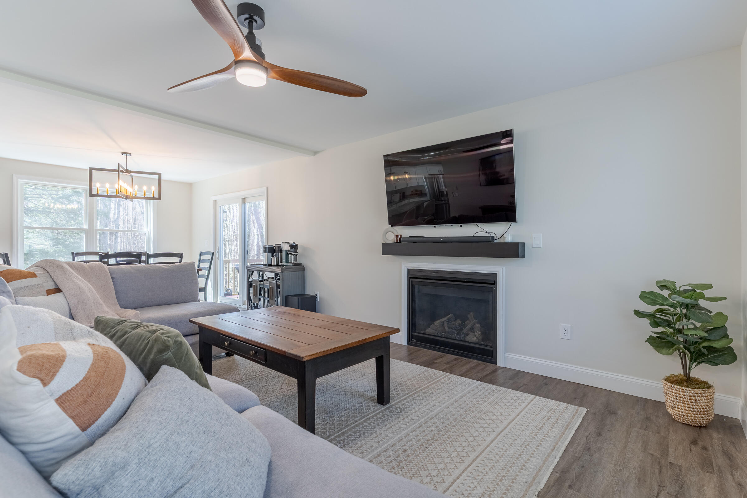 32 Haflinger Lane