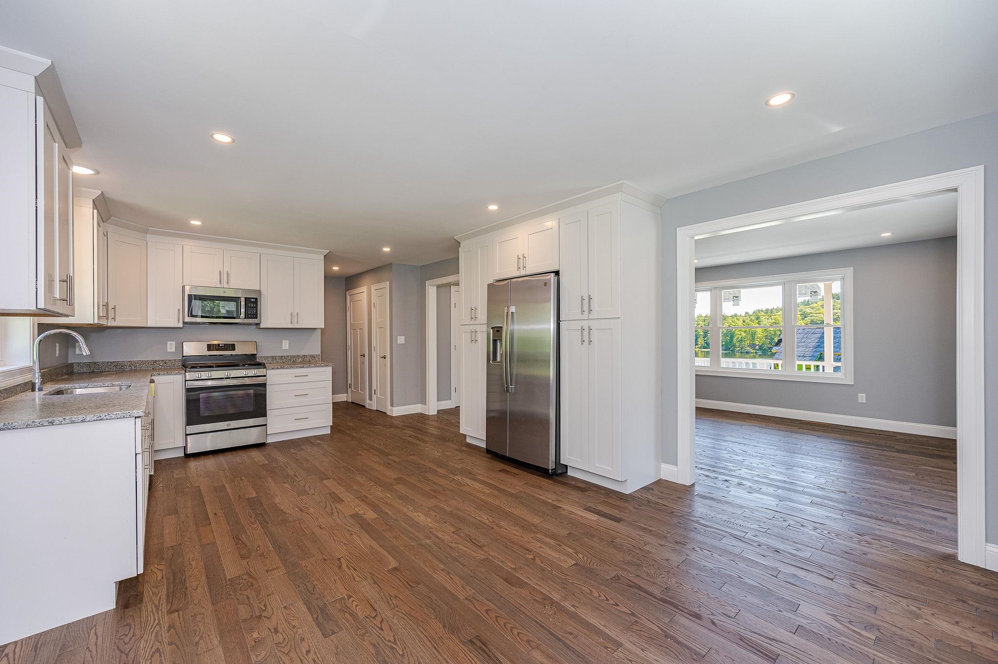 52 Hinds Lane Unit: B