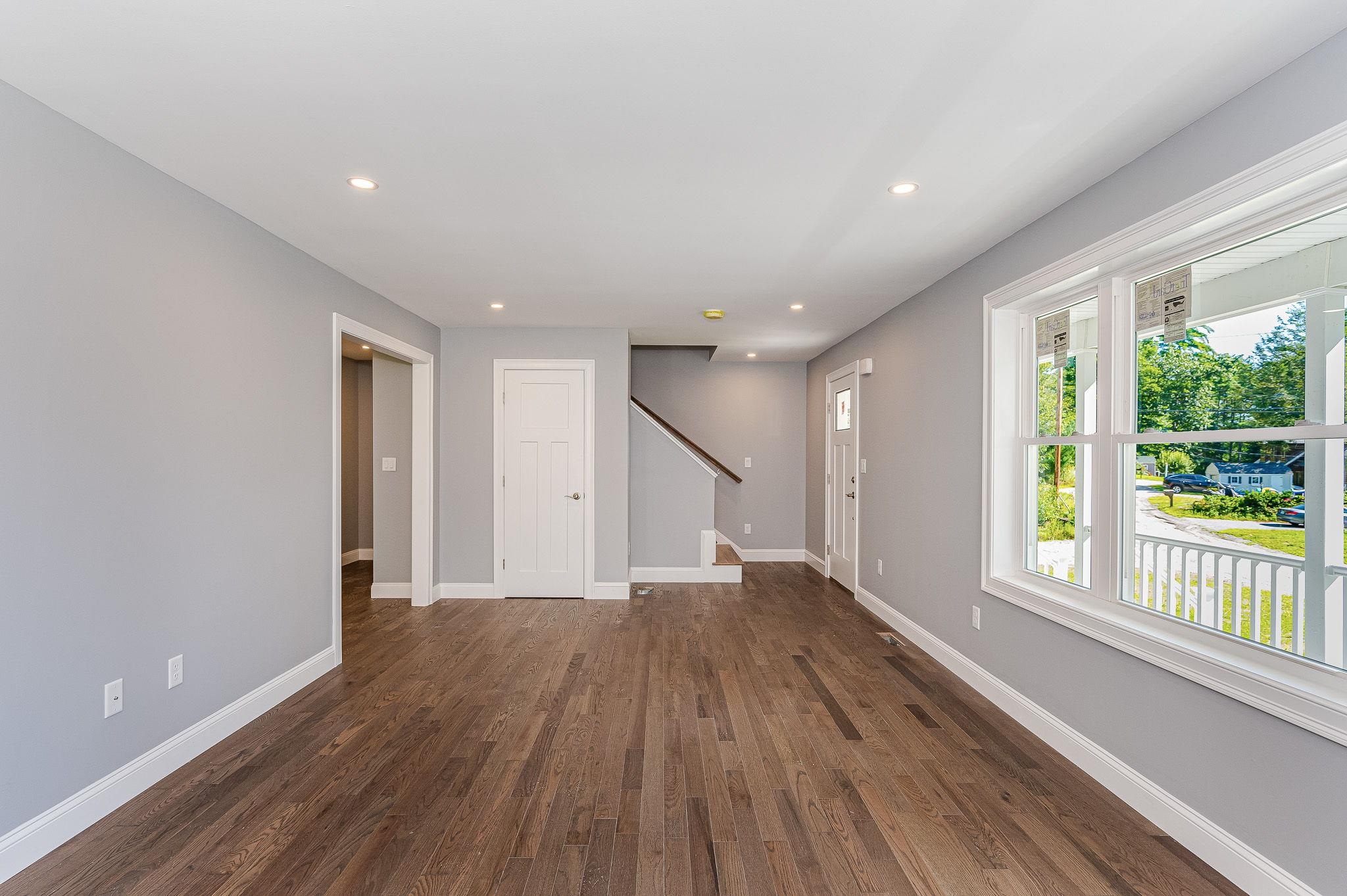 52 Hinds Lane Unit: B