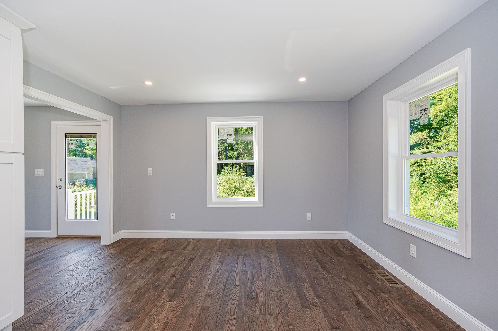 52 Hinds Lane Unit: B