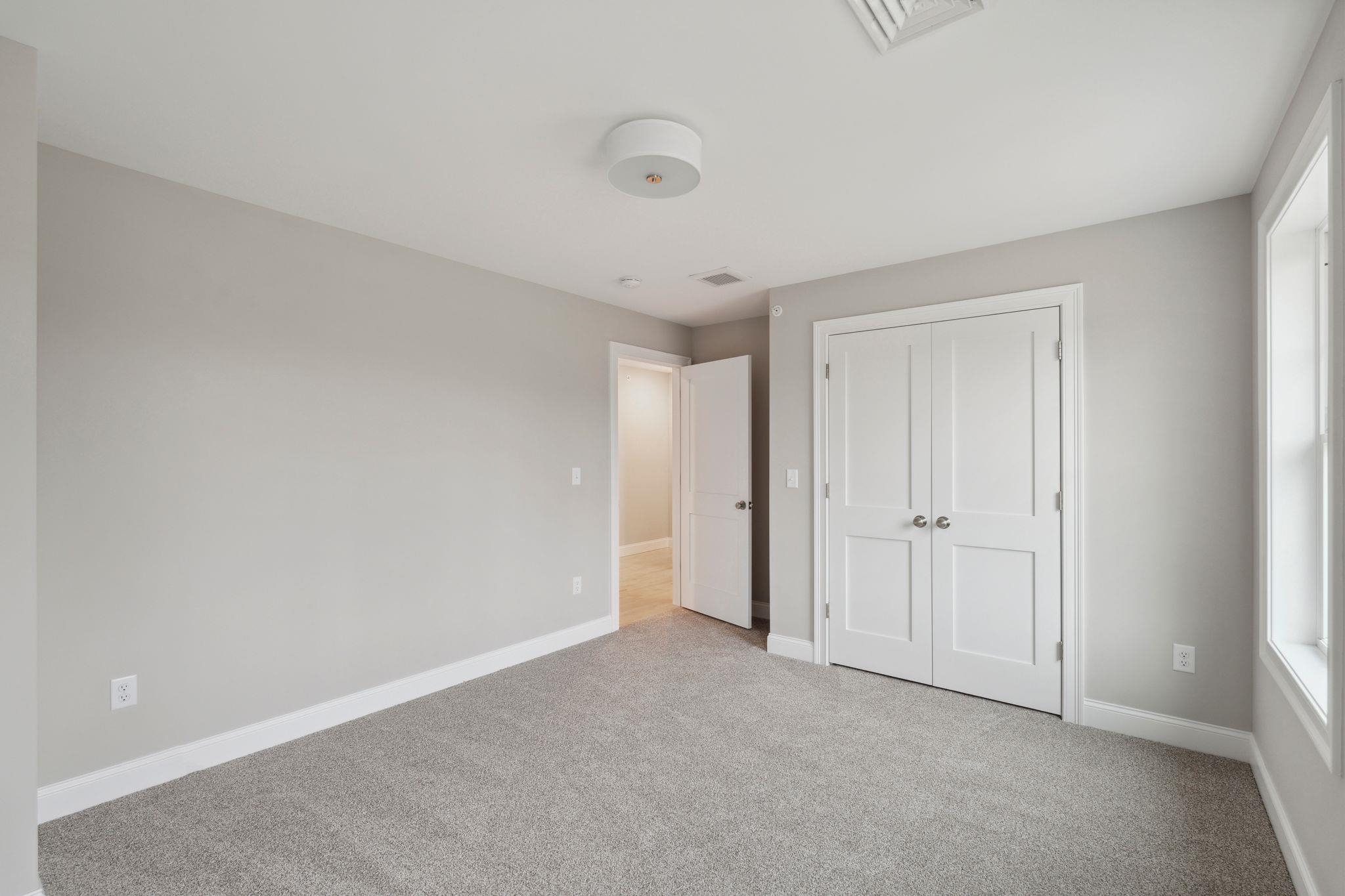 127 Meaderboro Road Unit: 18-1