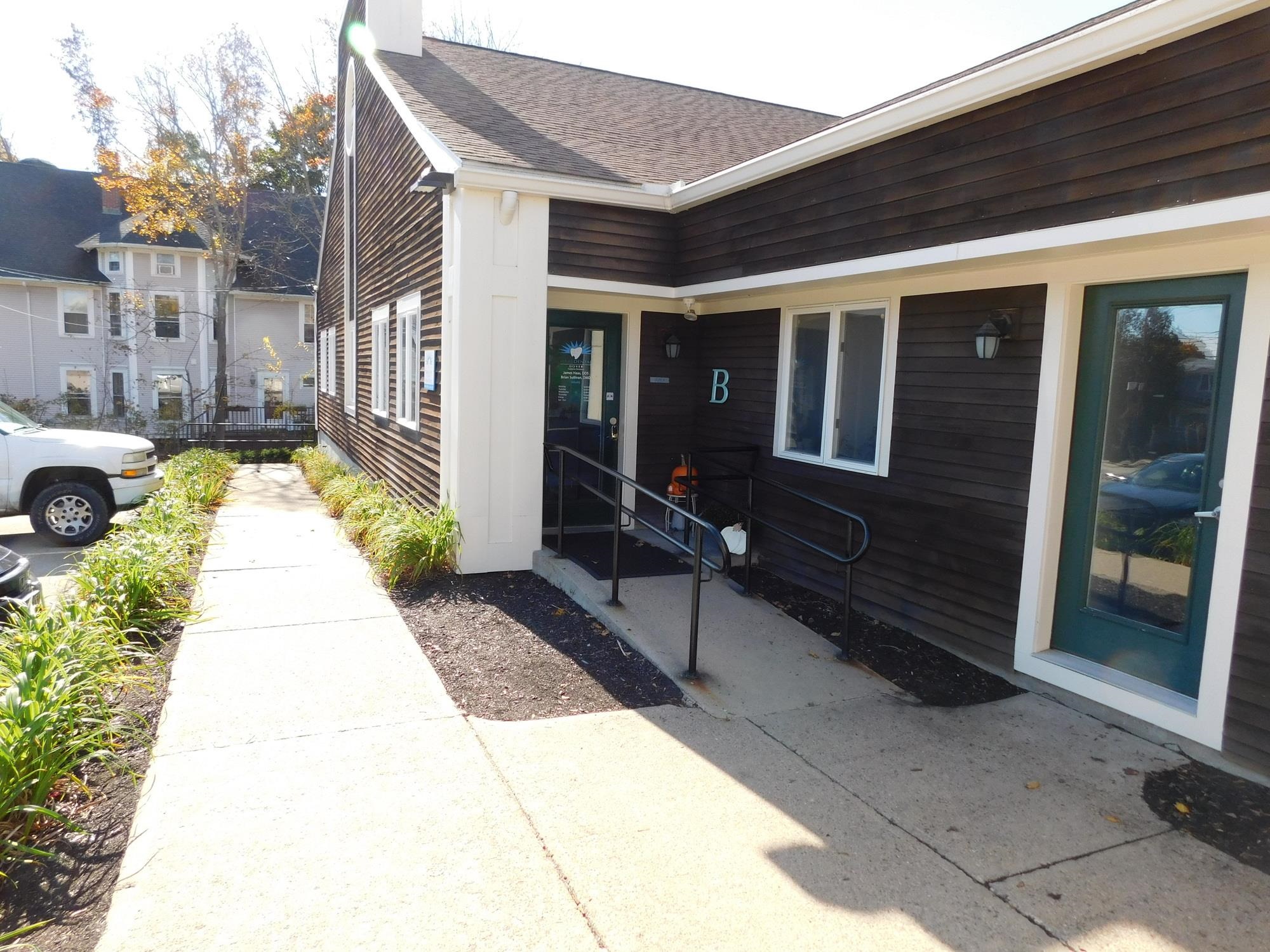 750 Central Avenue Unit: B