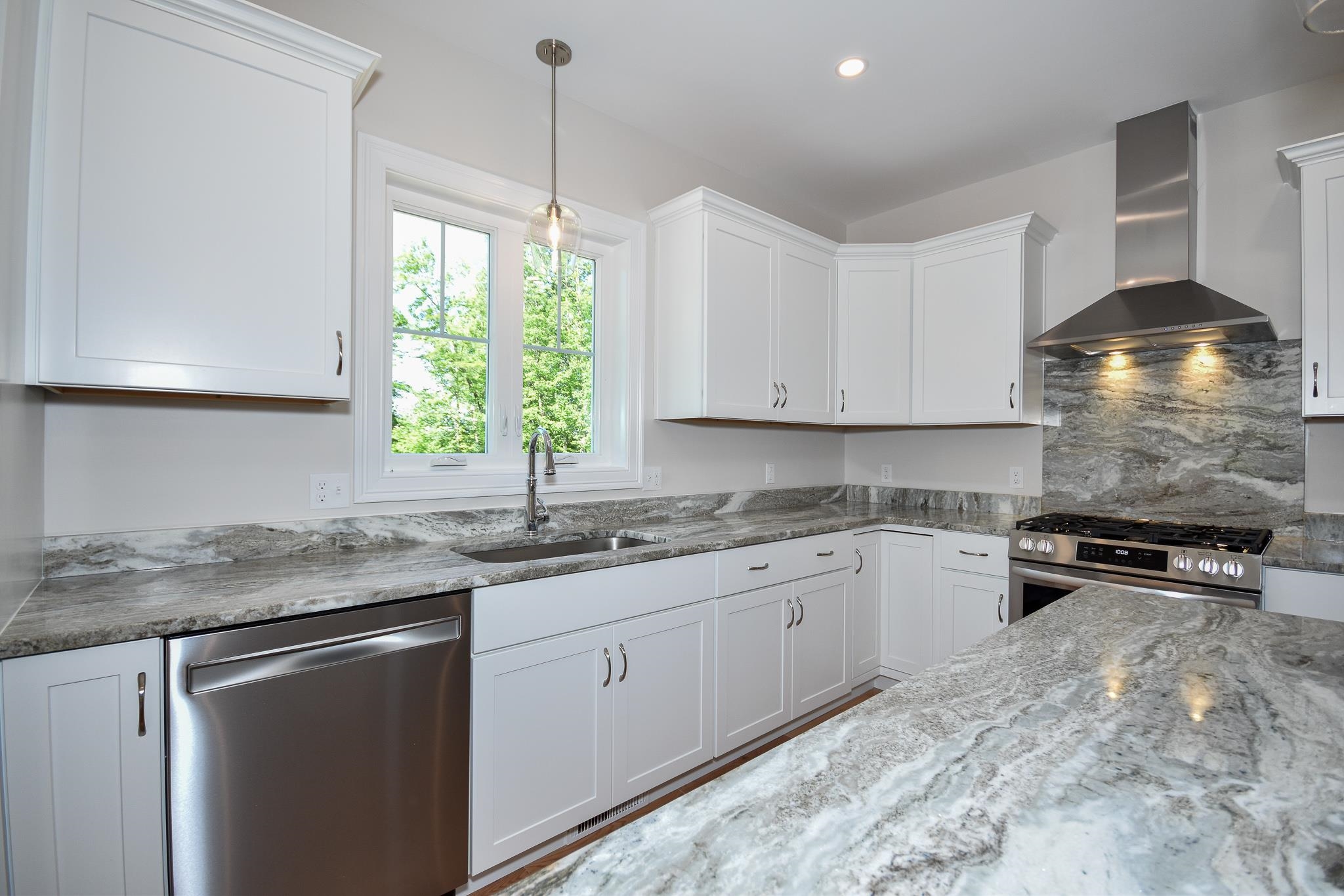 94 Signature Drive Unit: Lot 30