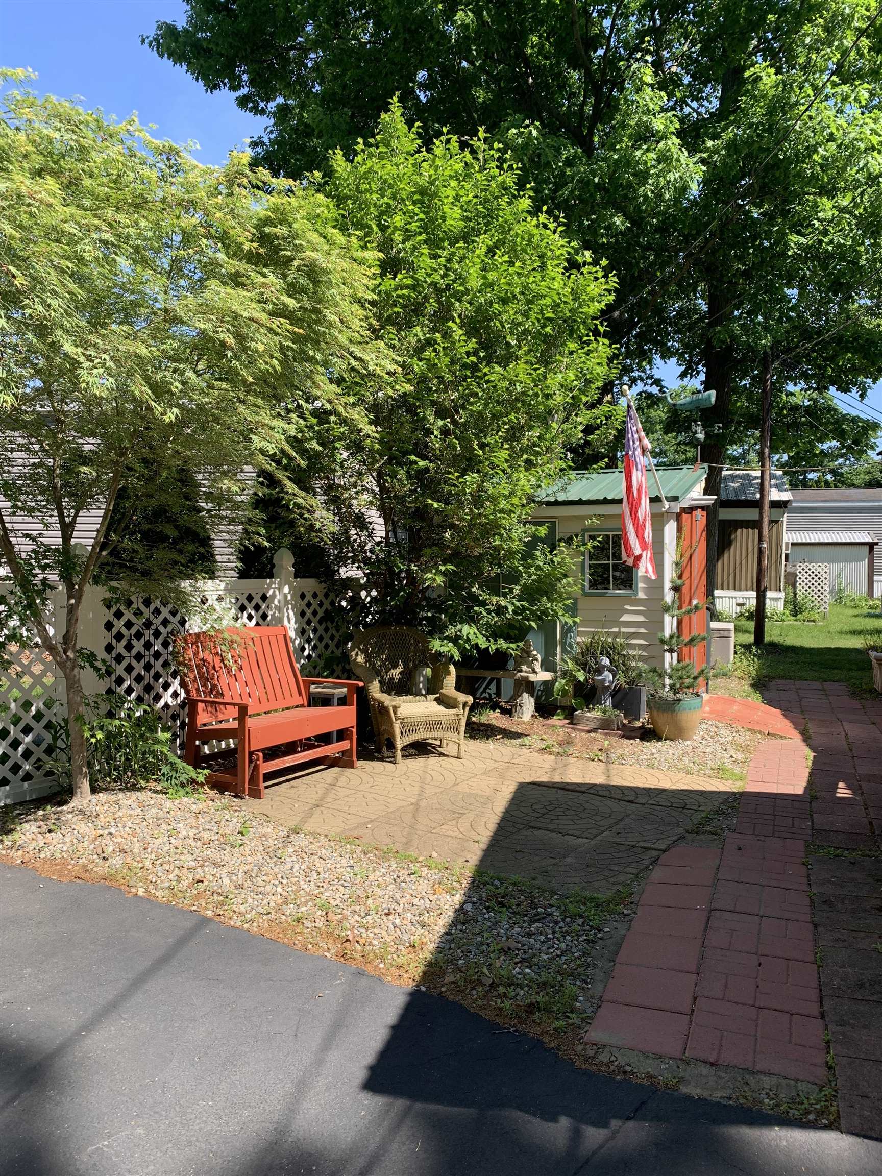 21 Chestnut Road