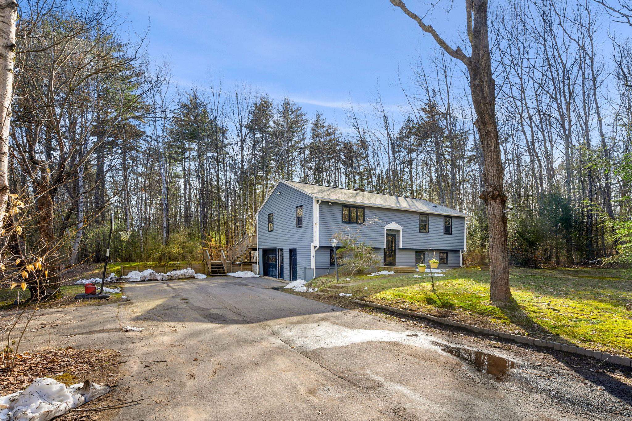 48 Old Stage Road