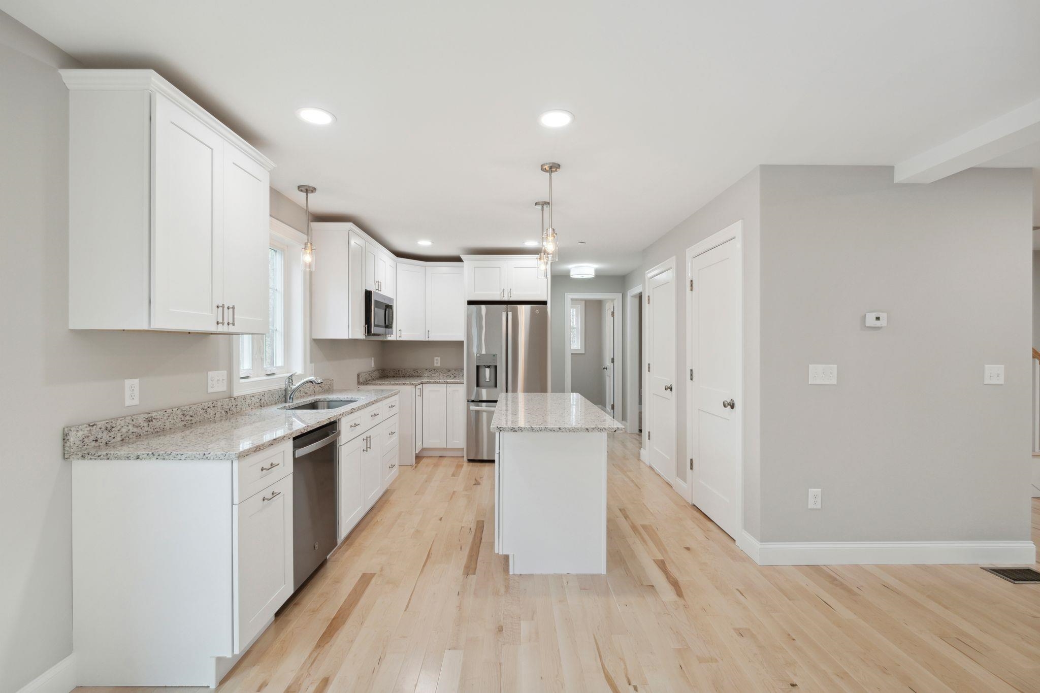 125 Meaderboro Road Unit: 18