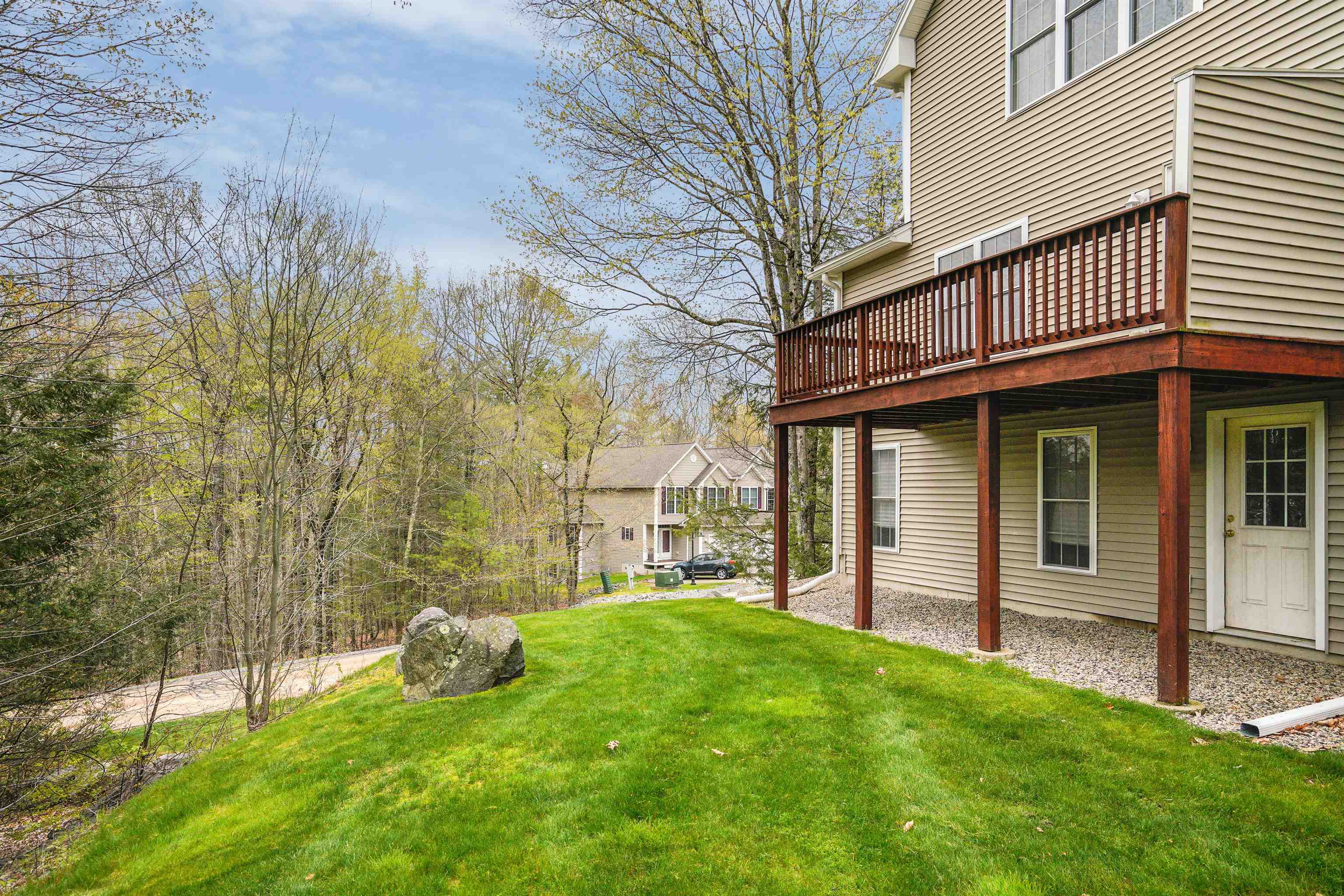 60 Magnolia Lane