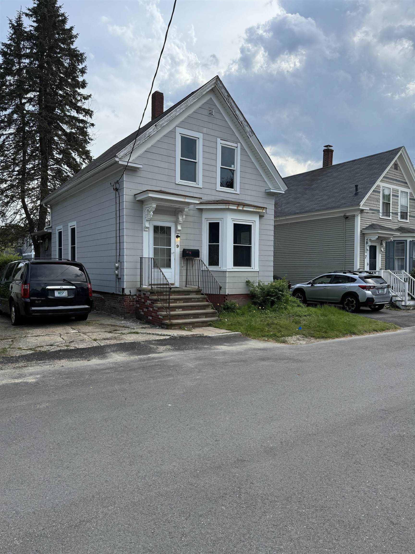 9 Monroe Street