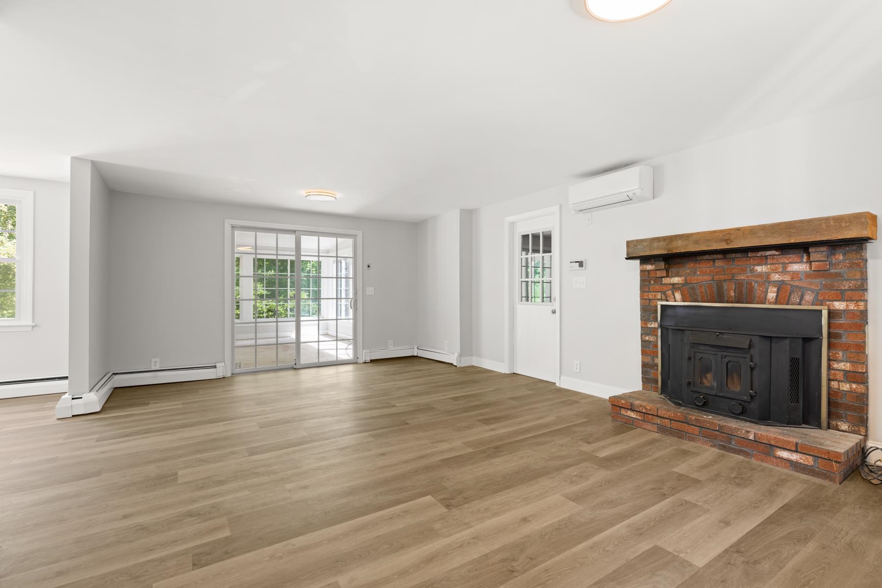 209 Long Hill Road