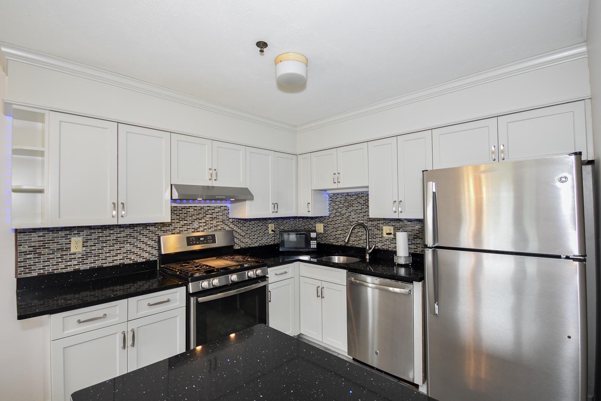 1 Tideview Drive Unit: 1
