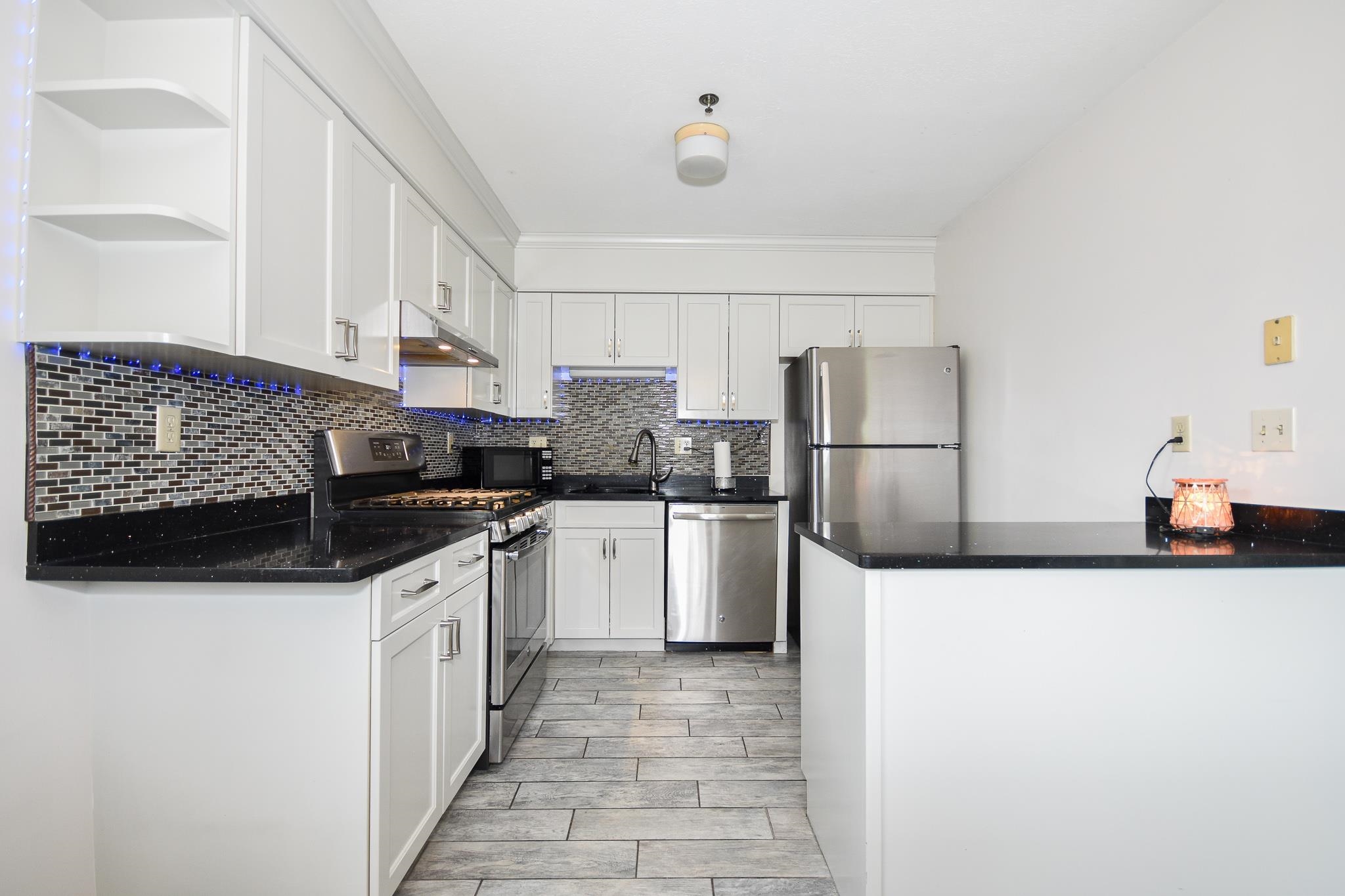 1 Tideview Drive Unit: 1