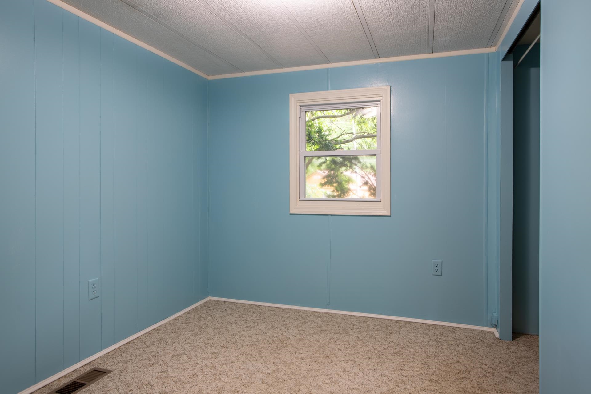 77 Hemlock Haven
