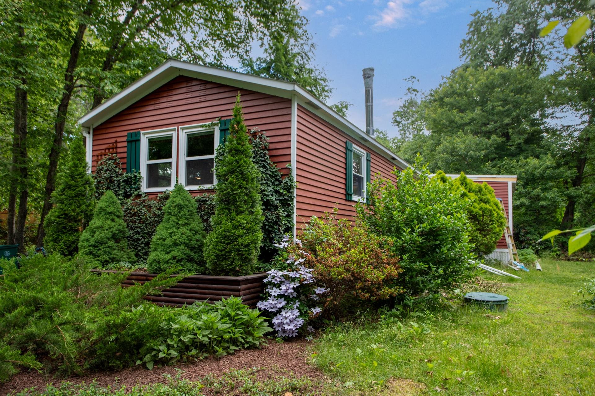 77 Hemlock Haven