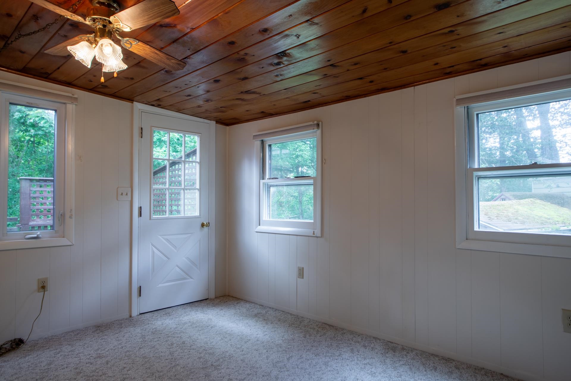 77 Hemlock Haven