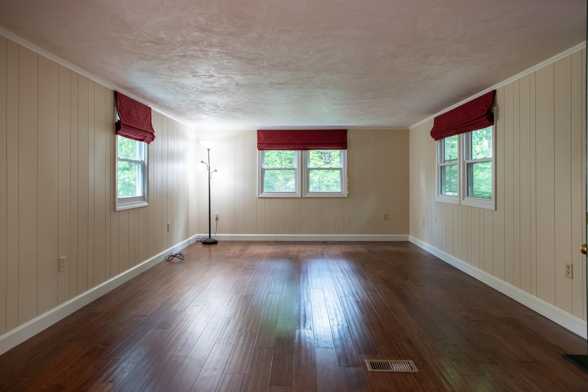 77 Hemlock Haven