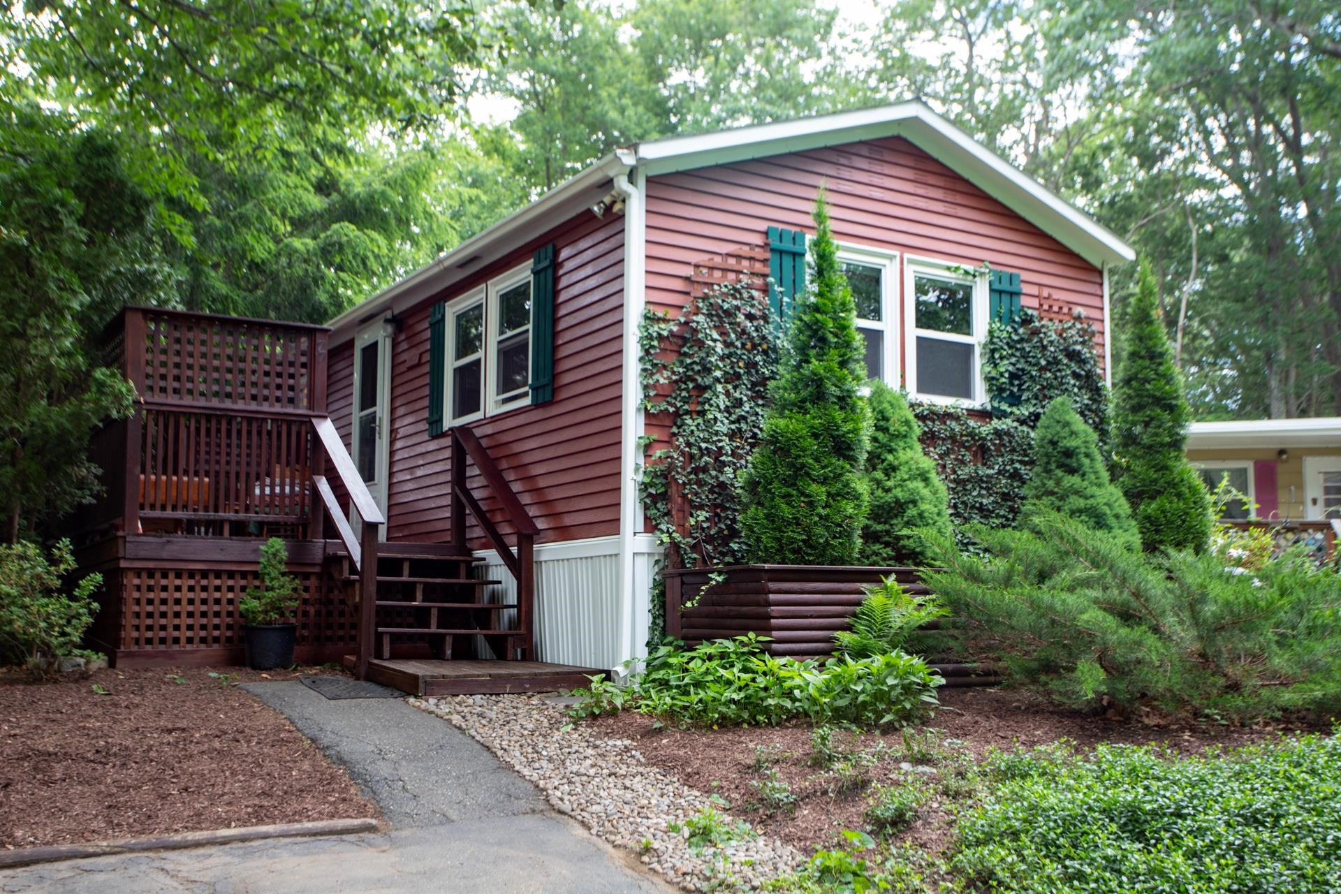 77 Hemlock Haven