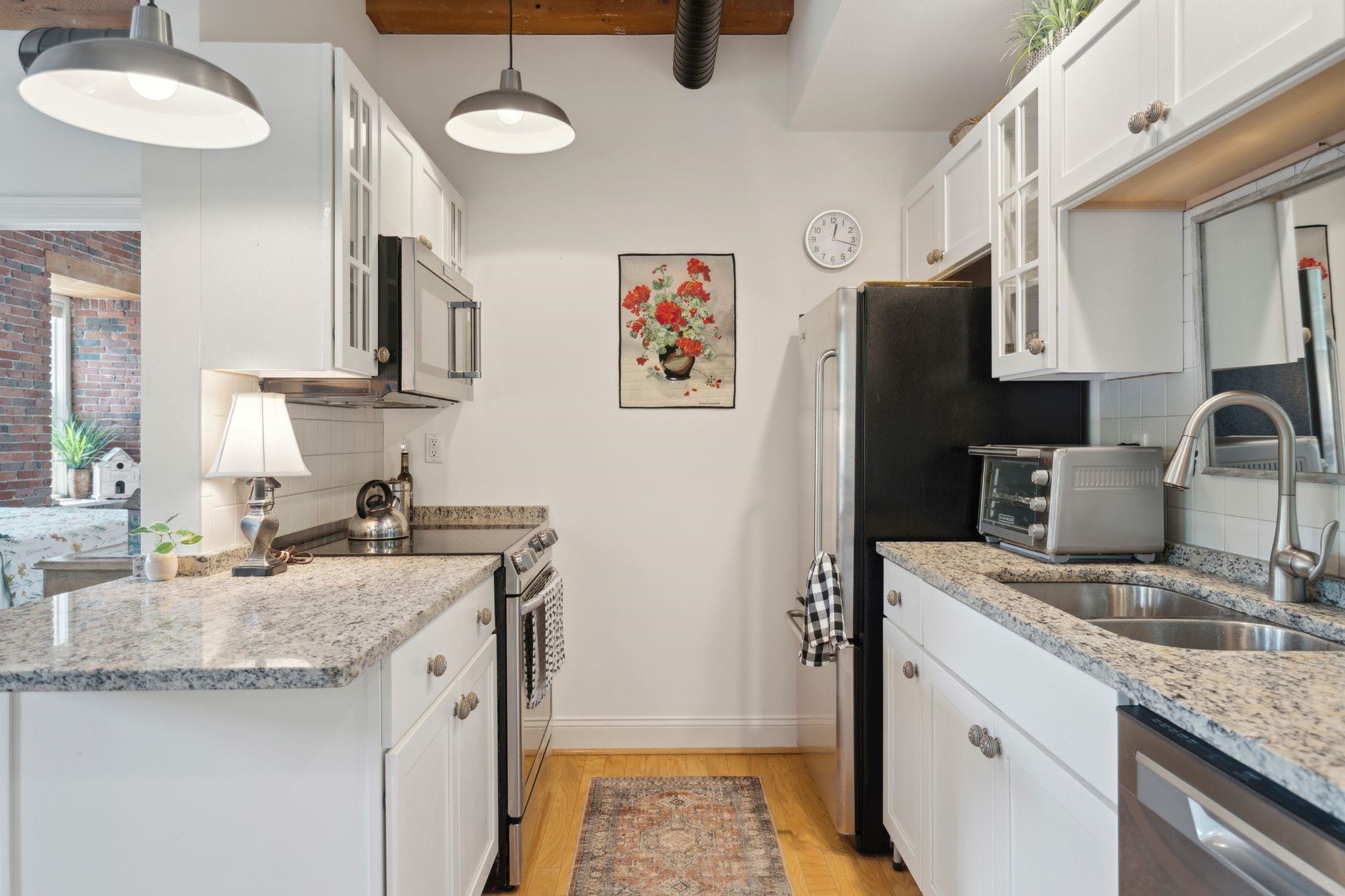 6 Bay Road Unit: 10