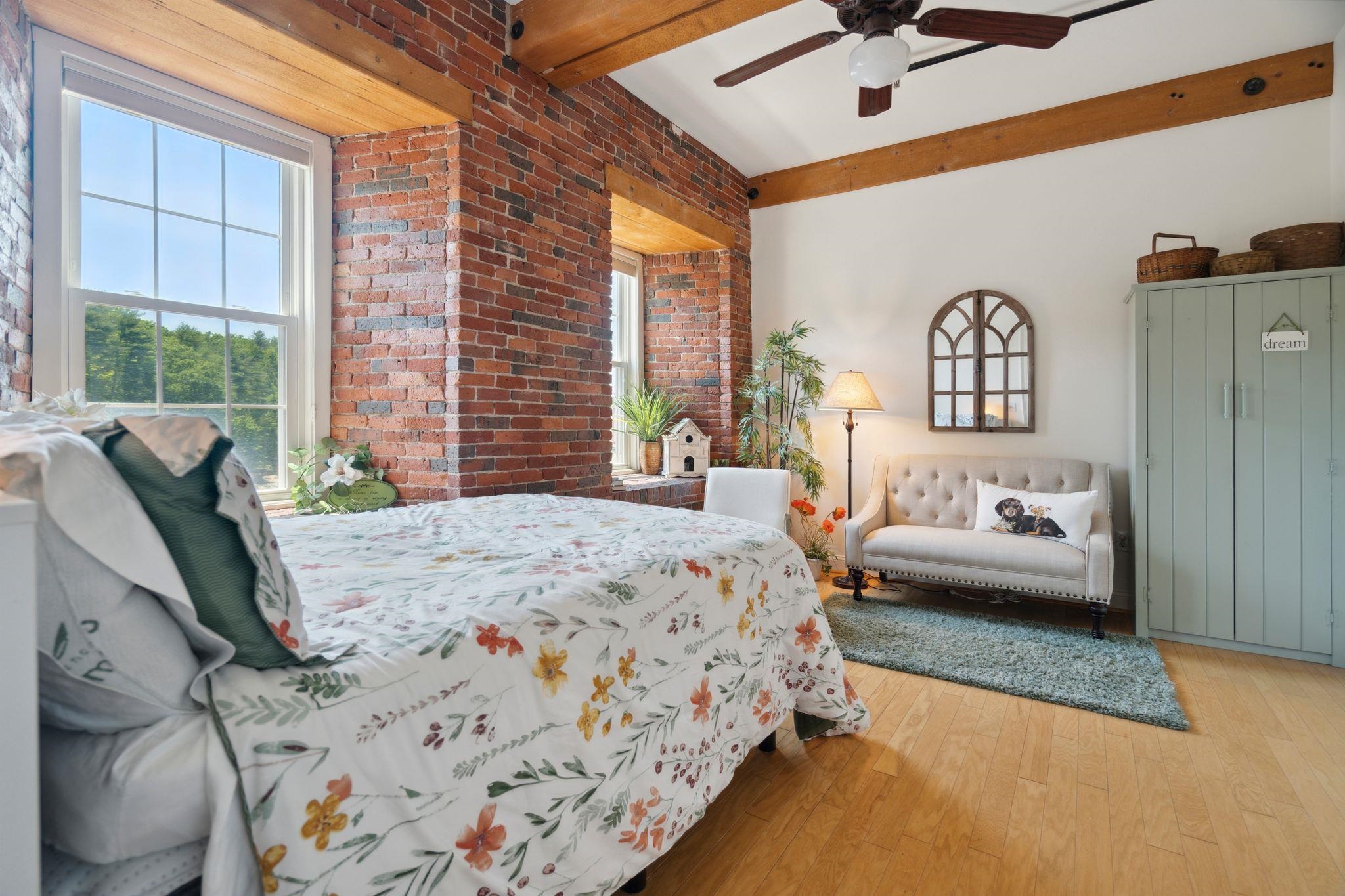 6 Bay Road Unit: 10