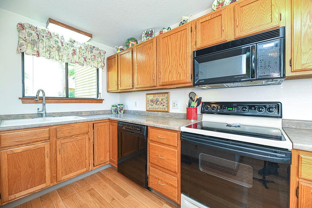 101 Dunvegan Woods Drive