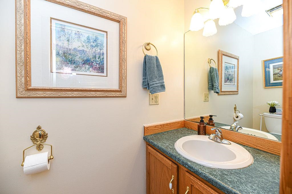 101 Dunvegan Woods Drive