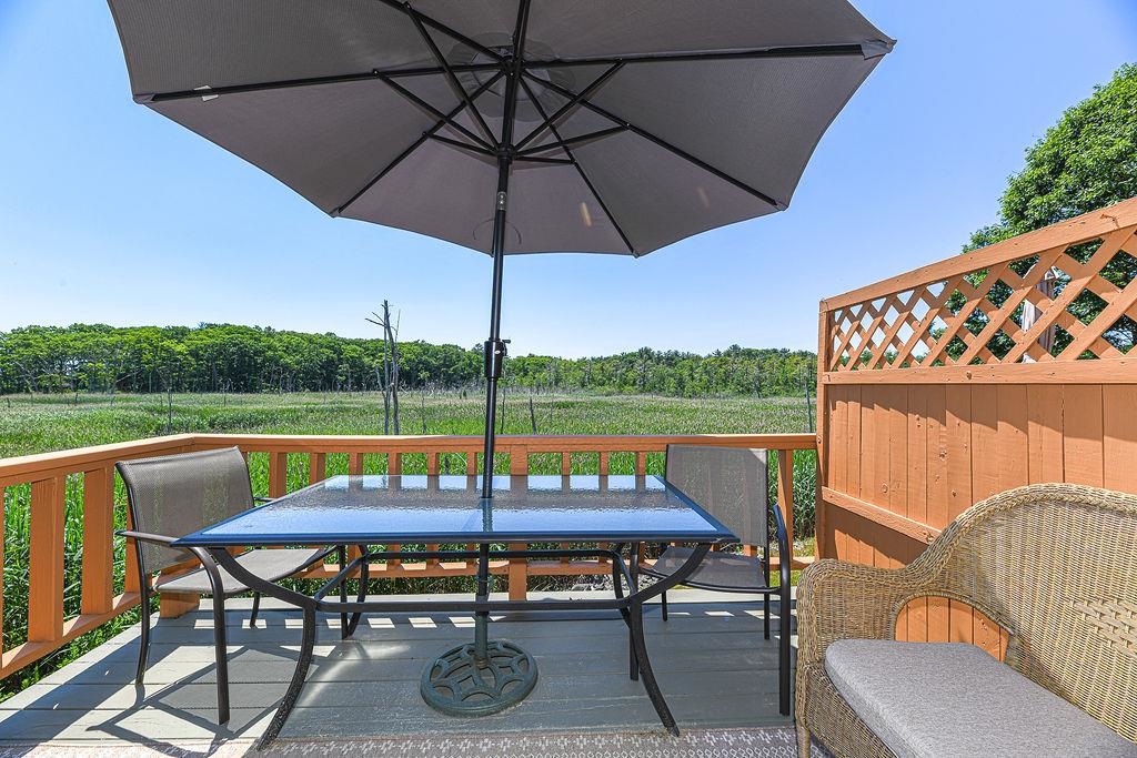 101 Dunvegan Woods Drive
