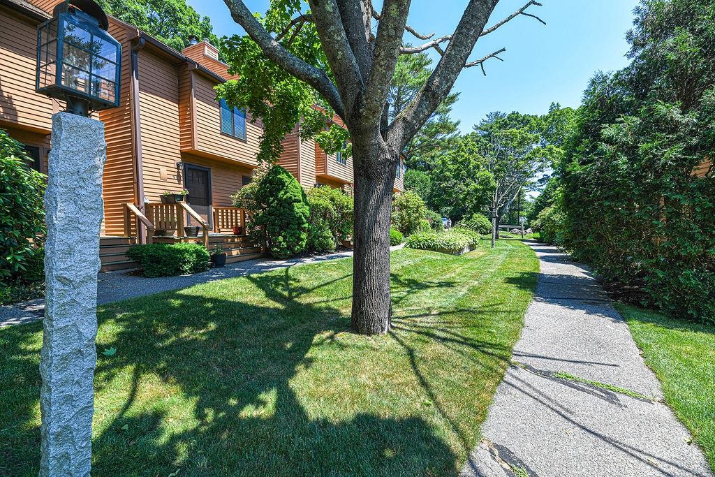 101 Dunvegan Woods Drive