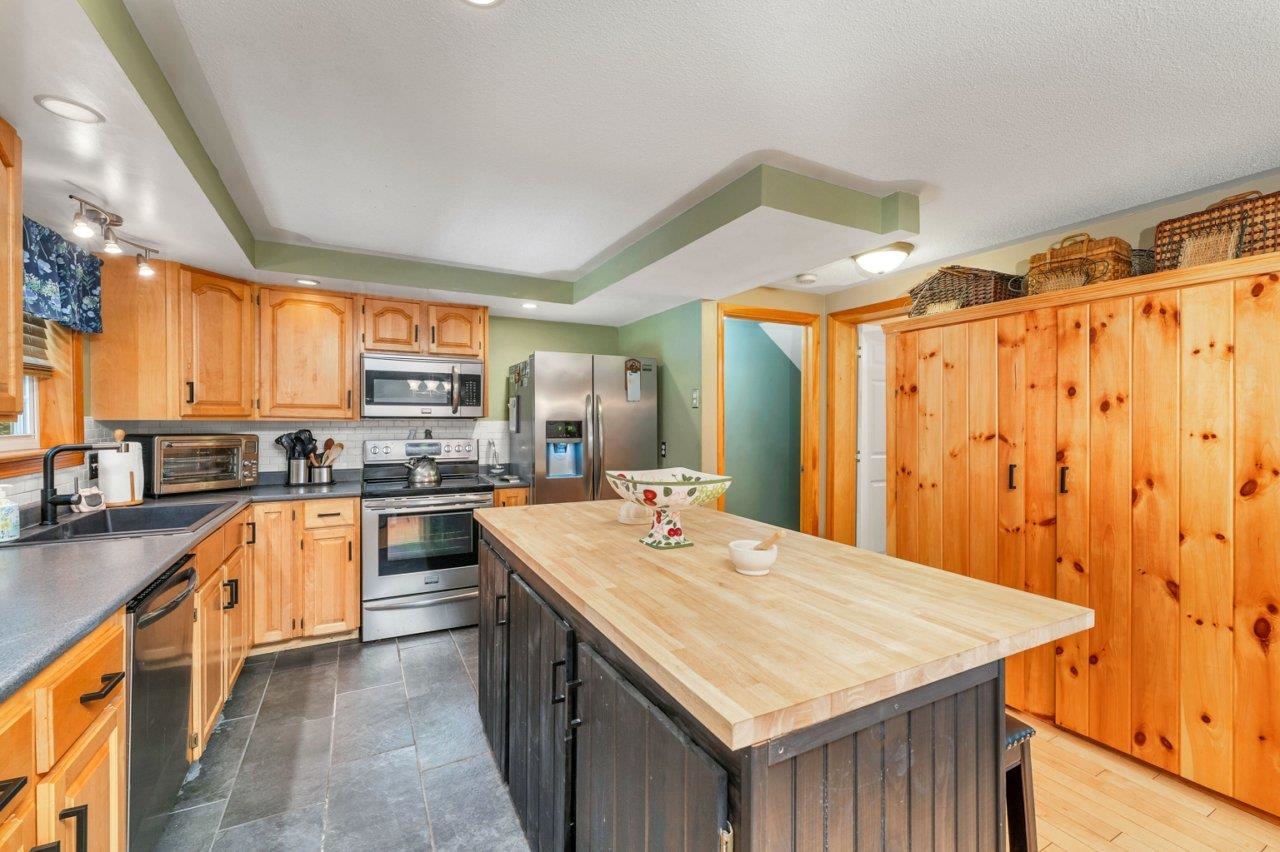 10 Saint Moritz Drive