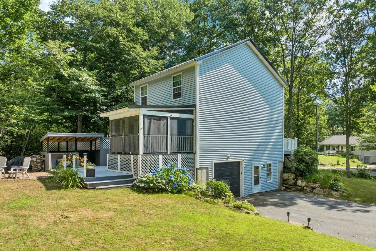 10 Saint Moritz Drive