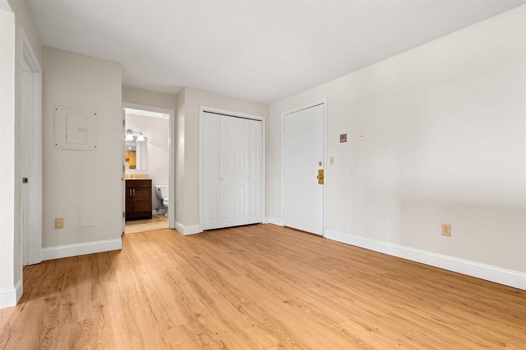 555 Calef Road Unit: 3