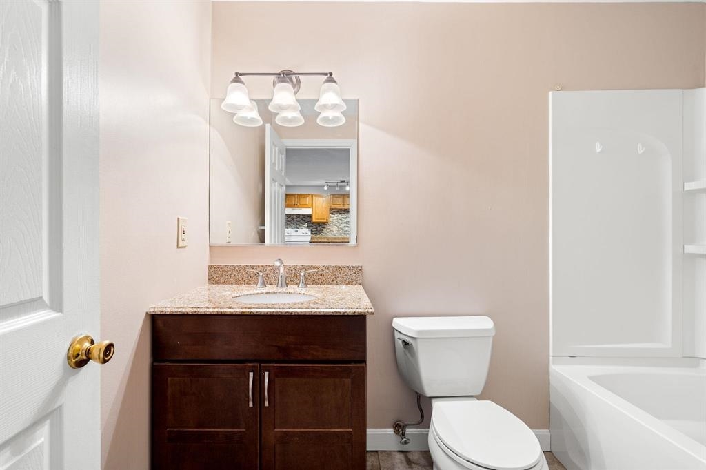 555 Calef Road Unit: 3