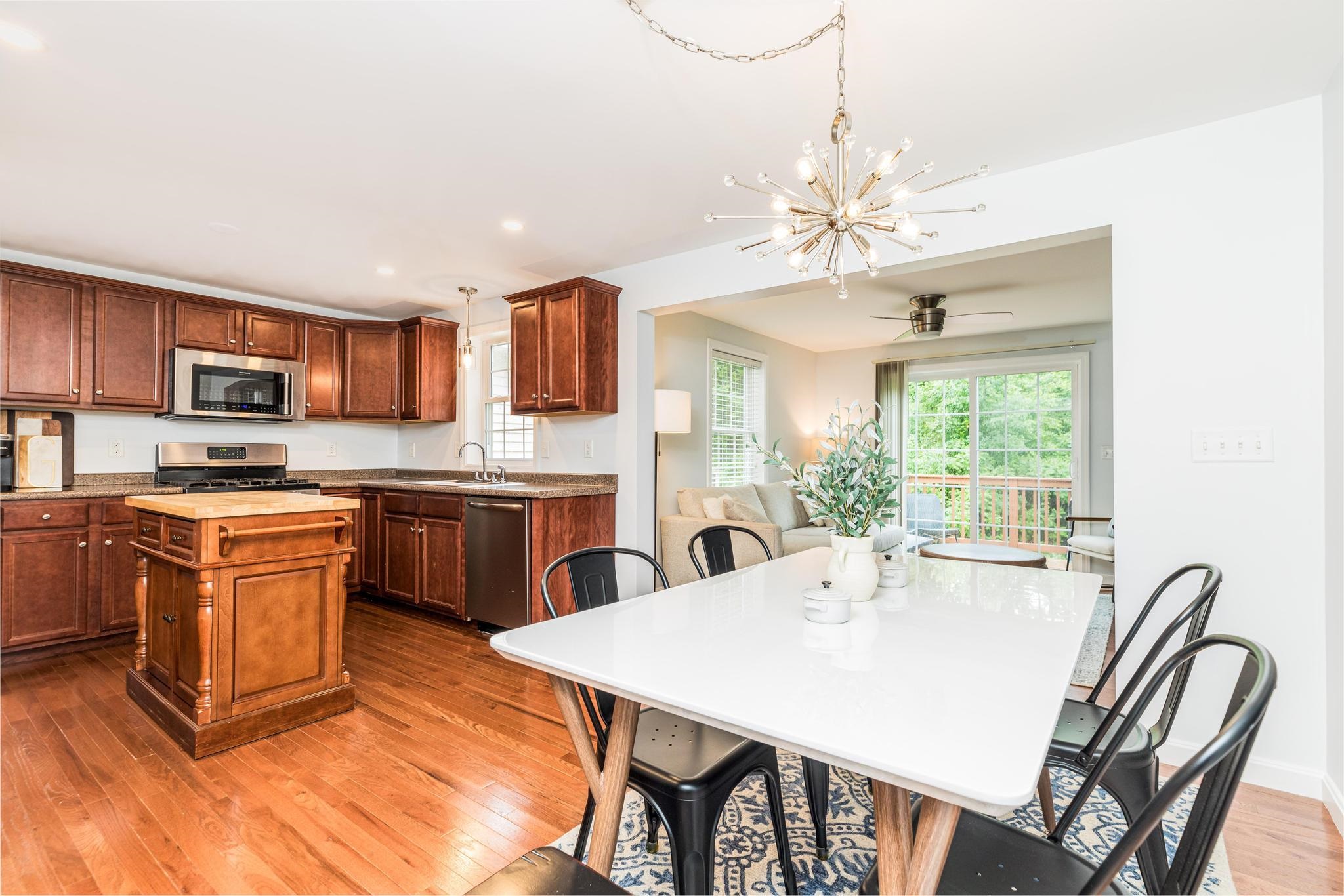 138 Exeter Road Unit: 21