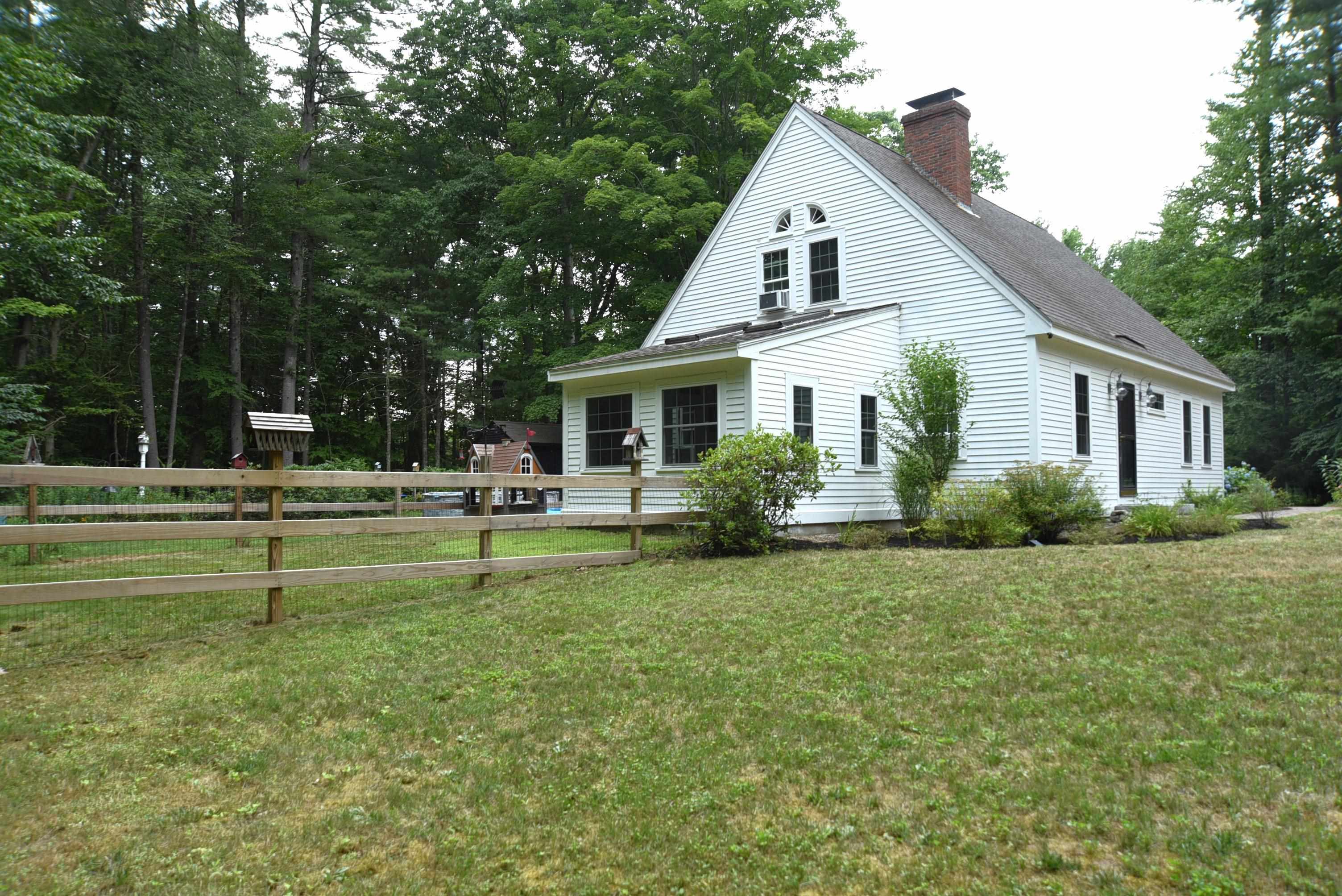 11 Bartlett Road