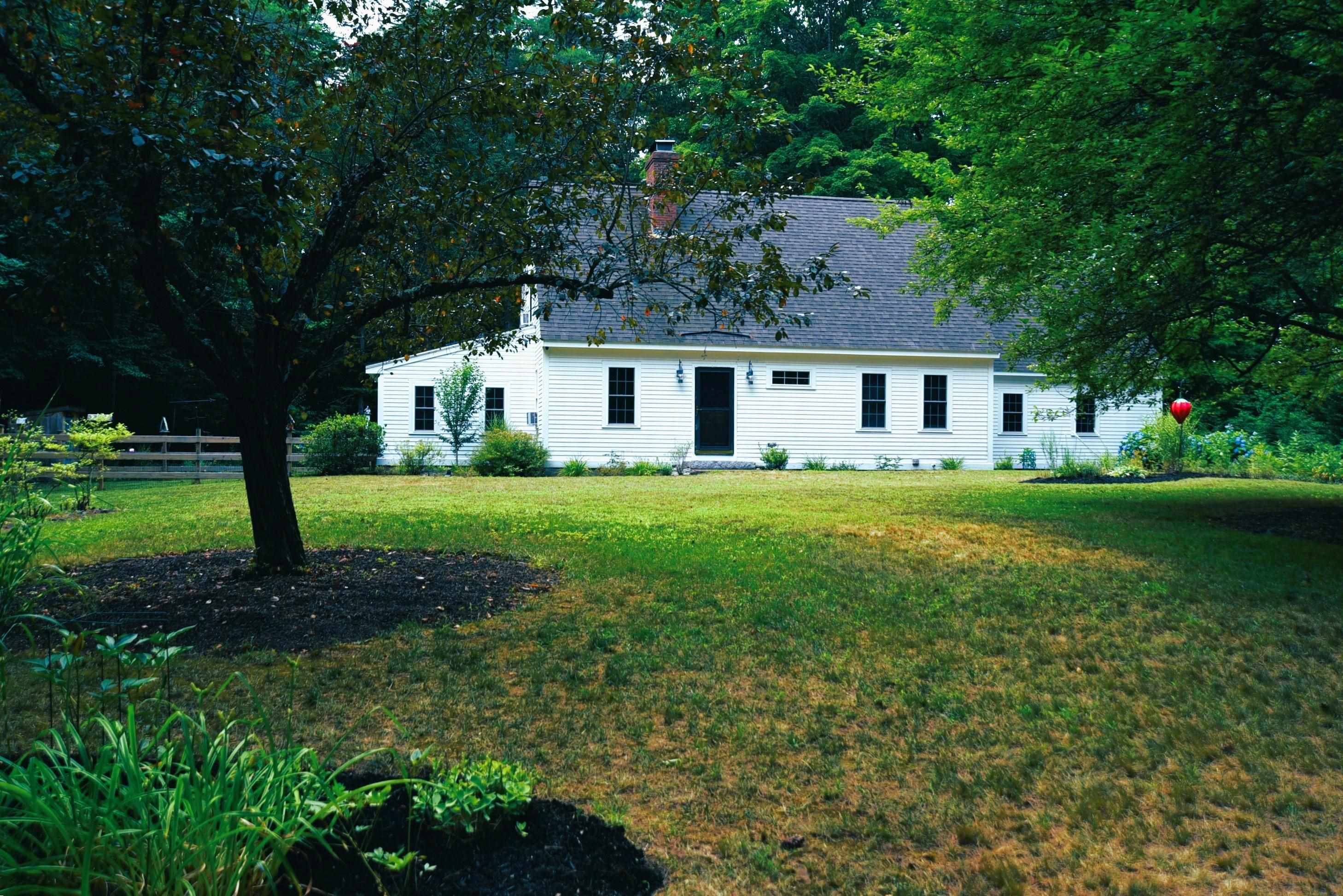 11 Bartlett Road