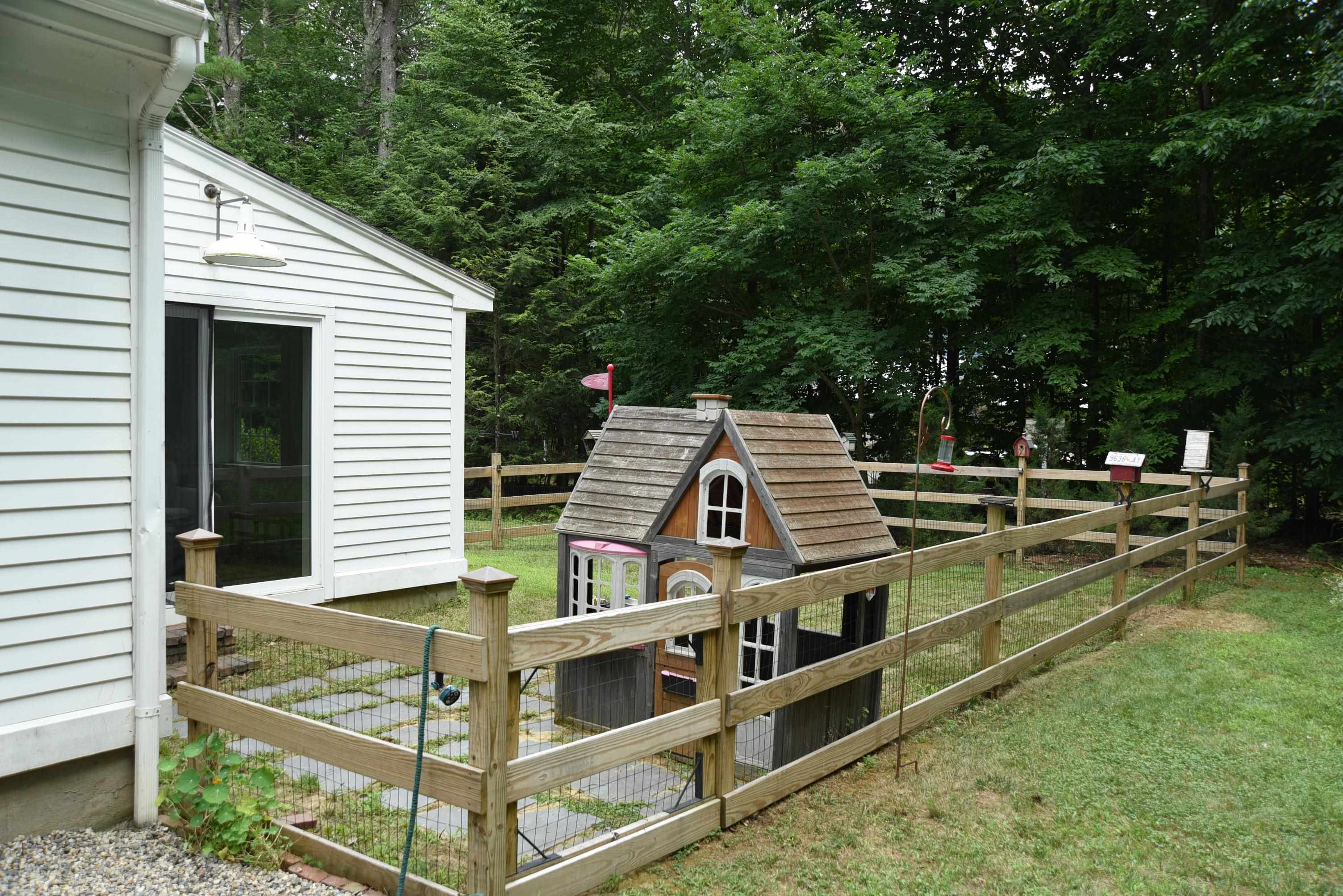 11 Bartlett Road