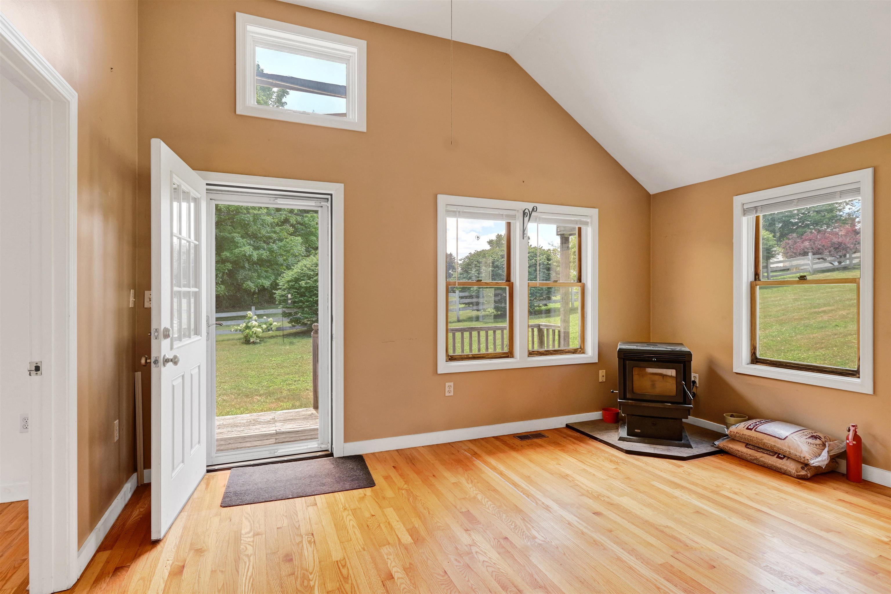 137 County Farm Cross Road