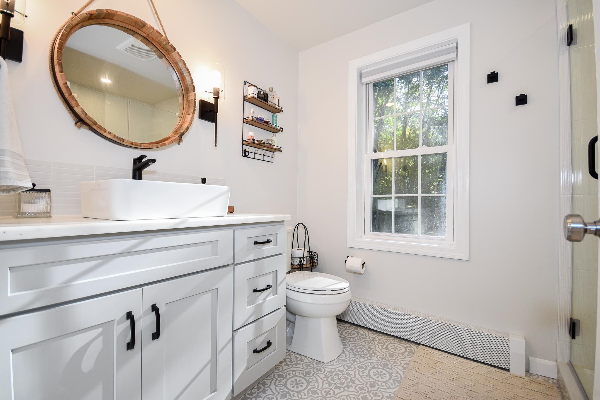 4 Captain Parker Drive