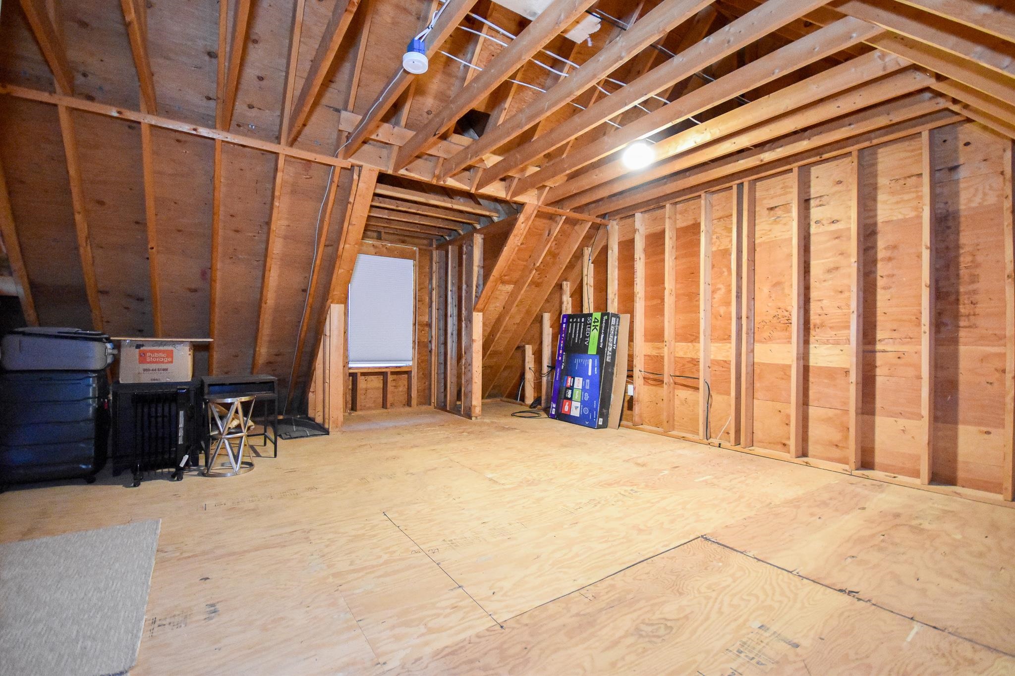 4 Captain Parker Drive