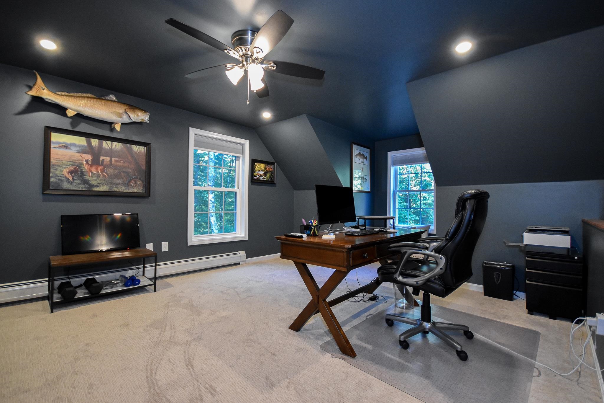 4 Captain Parker Drive