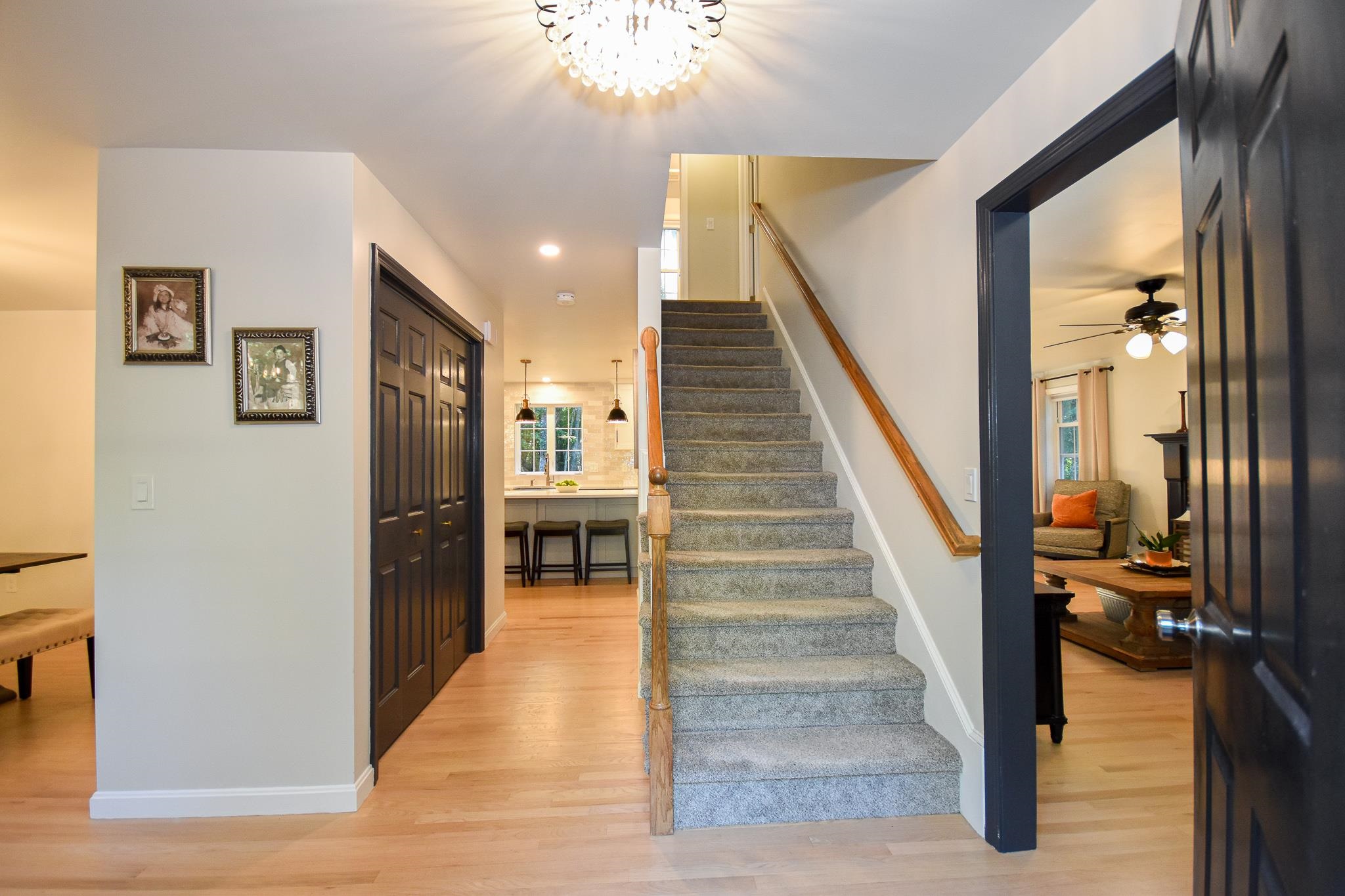 4 Captain Parker Drive