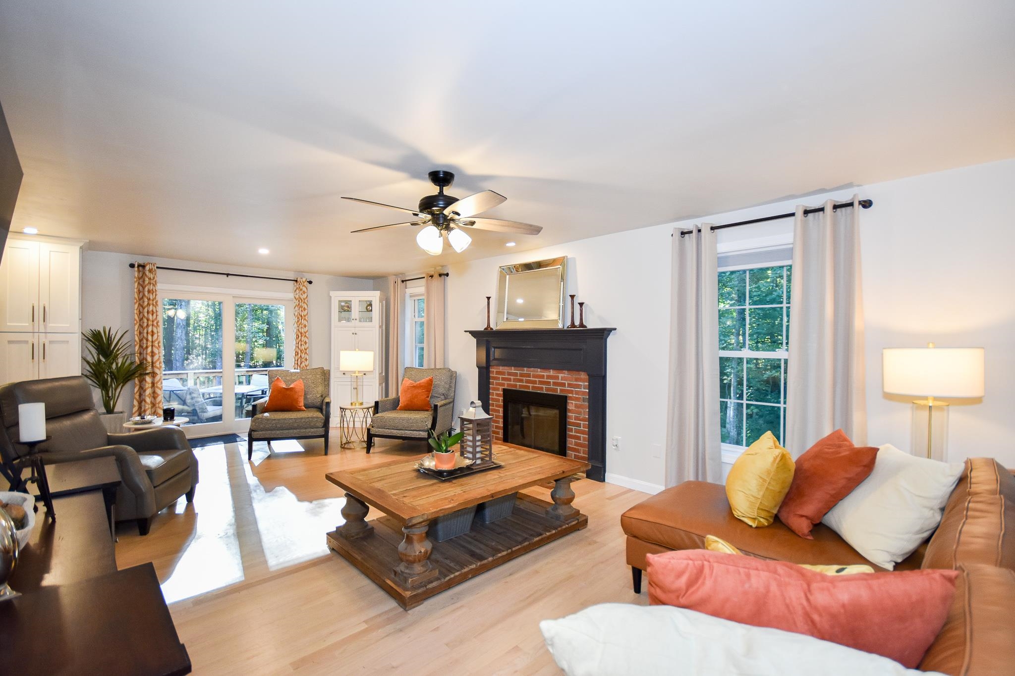 4 Captain Parker Drive