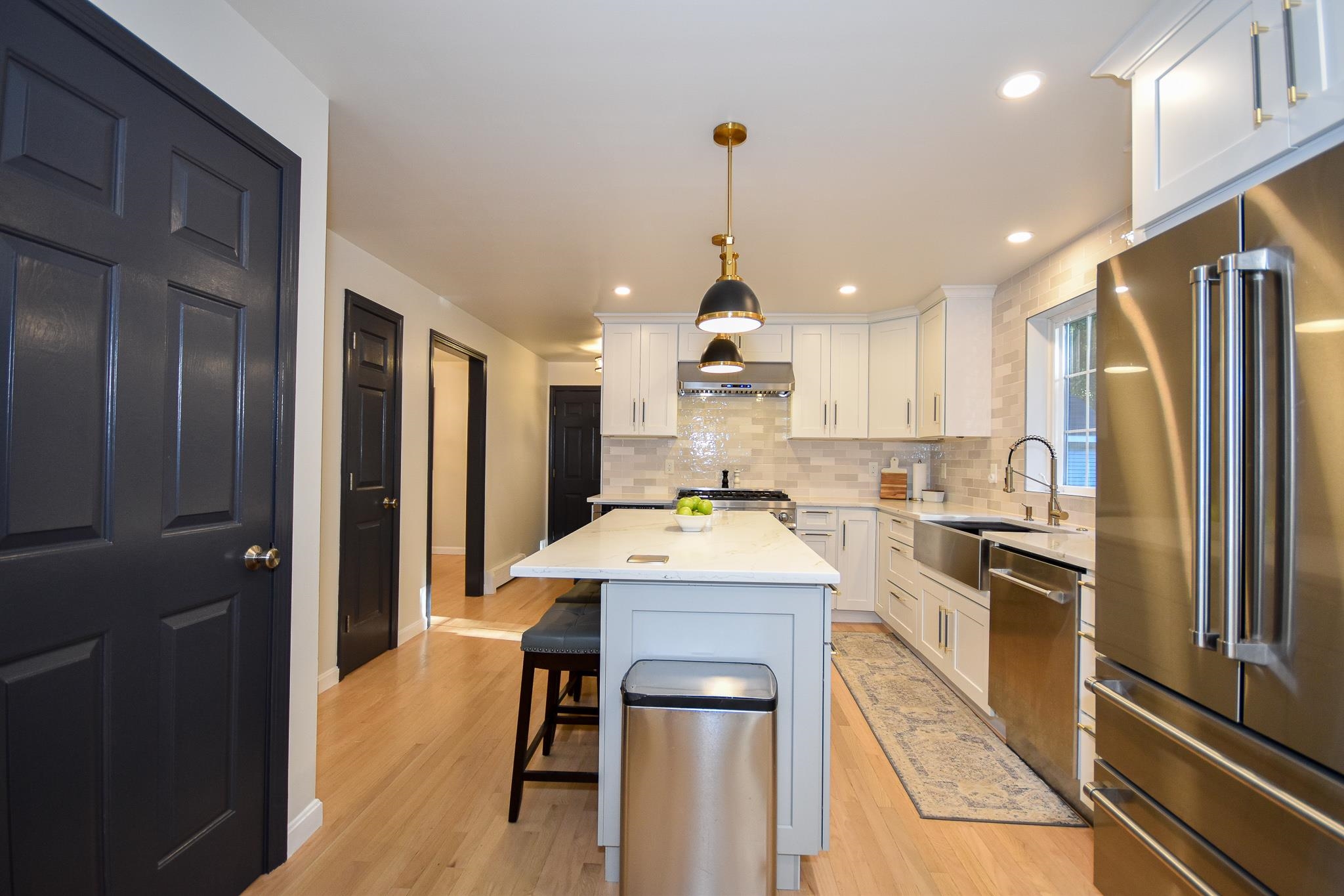 4 Captain Parker Drive